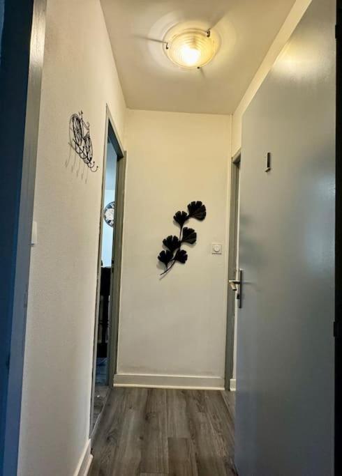 Isval Wifi-Hyper Centre Cognac Apartment Luaran gambar
