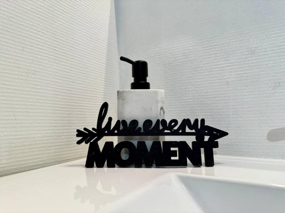 Isval Wifi-Hyper Centre Cognac Apartment Luaran gambar