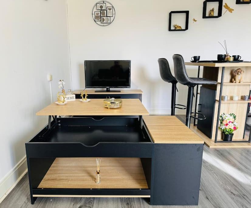 Isval Wifi-Hyper Centre Cognac Apartment Luaran gambar
