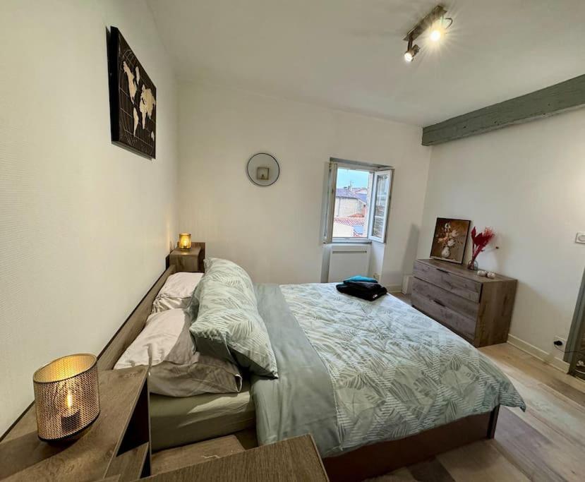 Isval Wifi-Hyper Centre Cognac Apartment Luaran gambar
