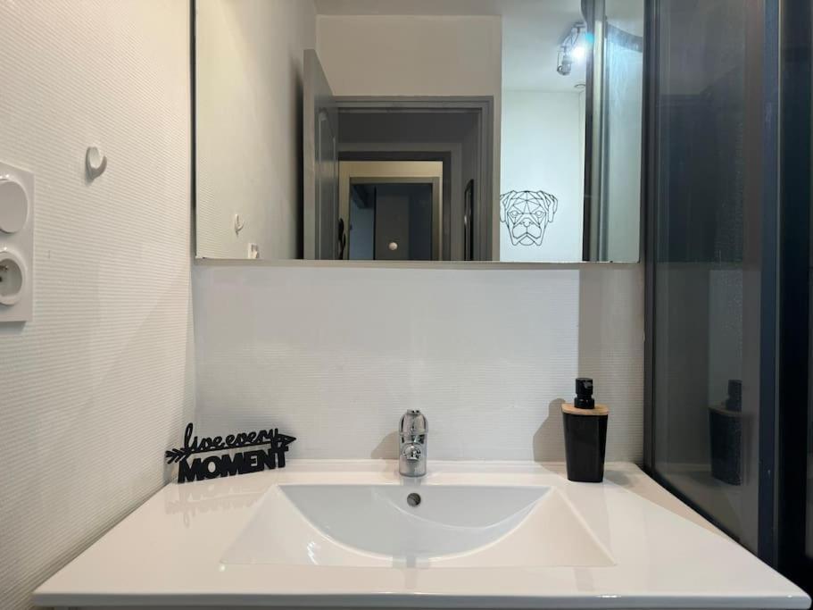 Isval Wifi-Hyper Centre Cognac Apartment Luaran gambar
